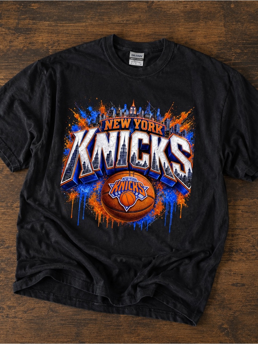 Gildan New York Knicks Black Graphic Tee